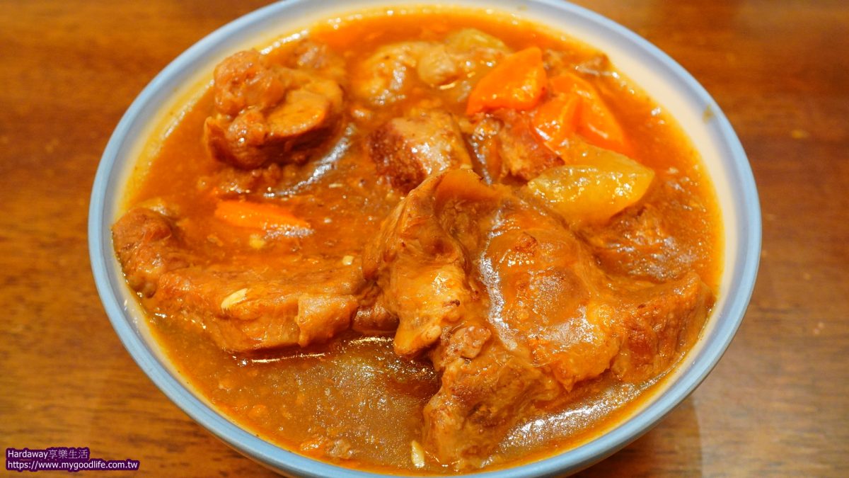 硬派主廚的軟嫩料理東門店主廚特製紅燒牛肉燴飯