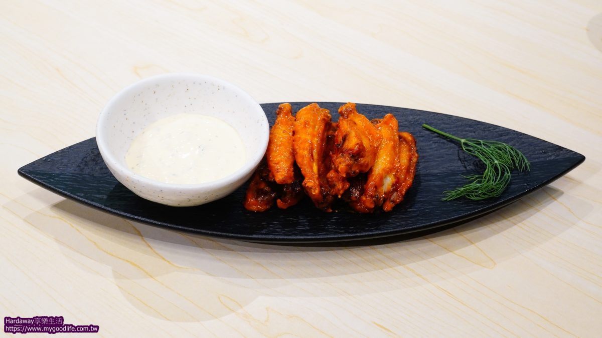 Nowhere Taipei墨西哥餐酒館辣味吮指雞中翅