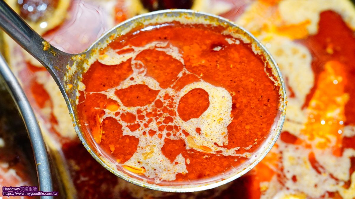 肉多多火鍋爆炒川府麻辣湯