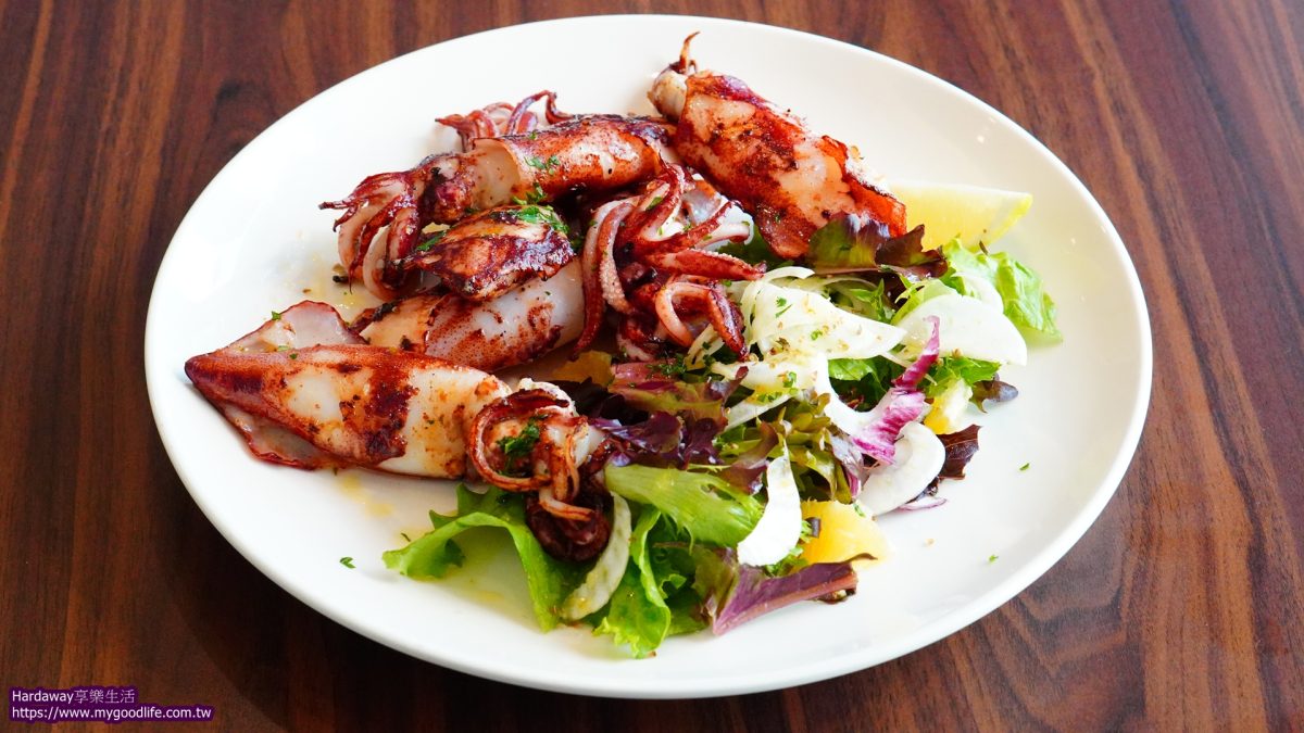 豔陽下義大利小餐館炙烤澎湖小卷搭西西里柳橙茴香沙拉