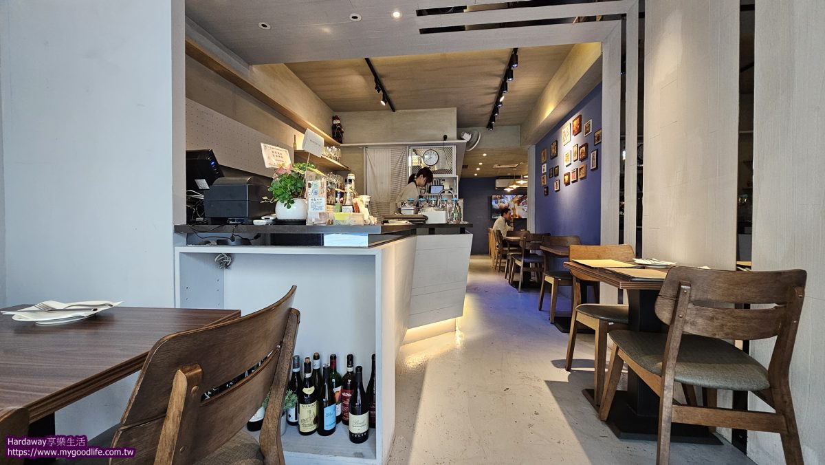 豔陽下義大利餐廳用餐區