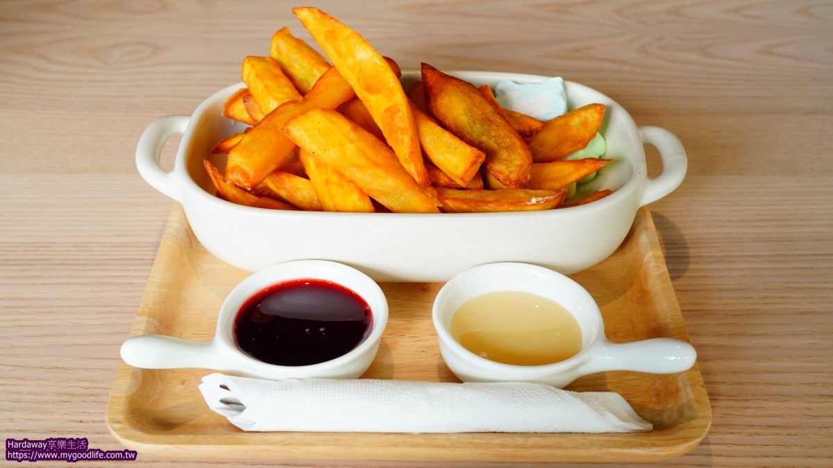 汪汪地瓜園地瓜故事館草莓牛奶薯條