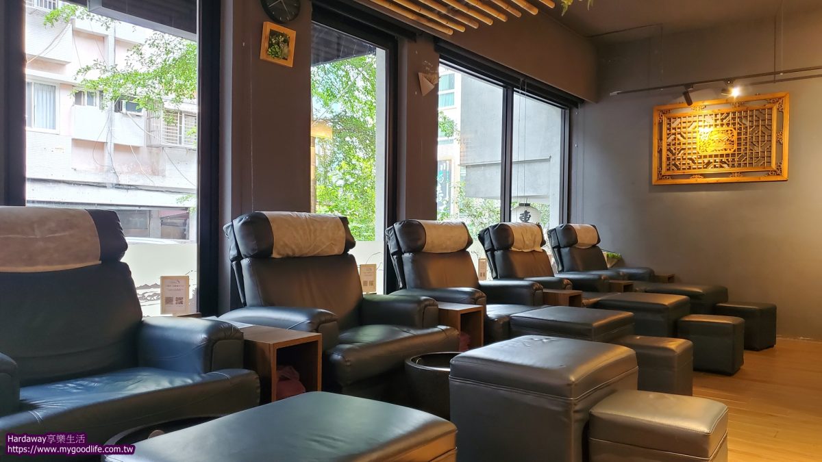 千歲月足體養生工坊德陽店按摩區