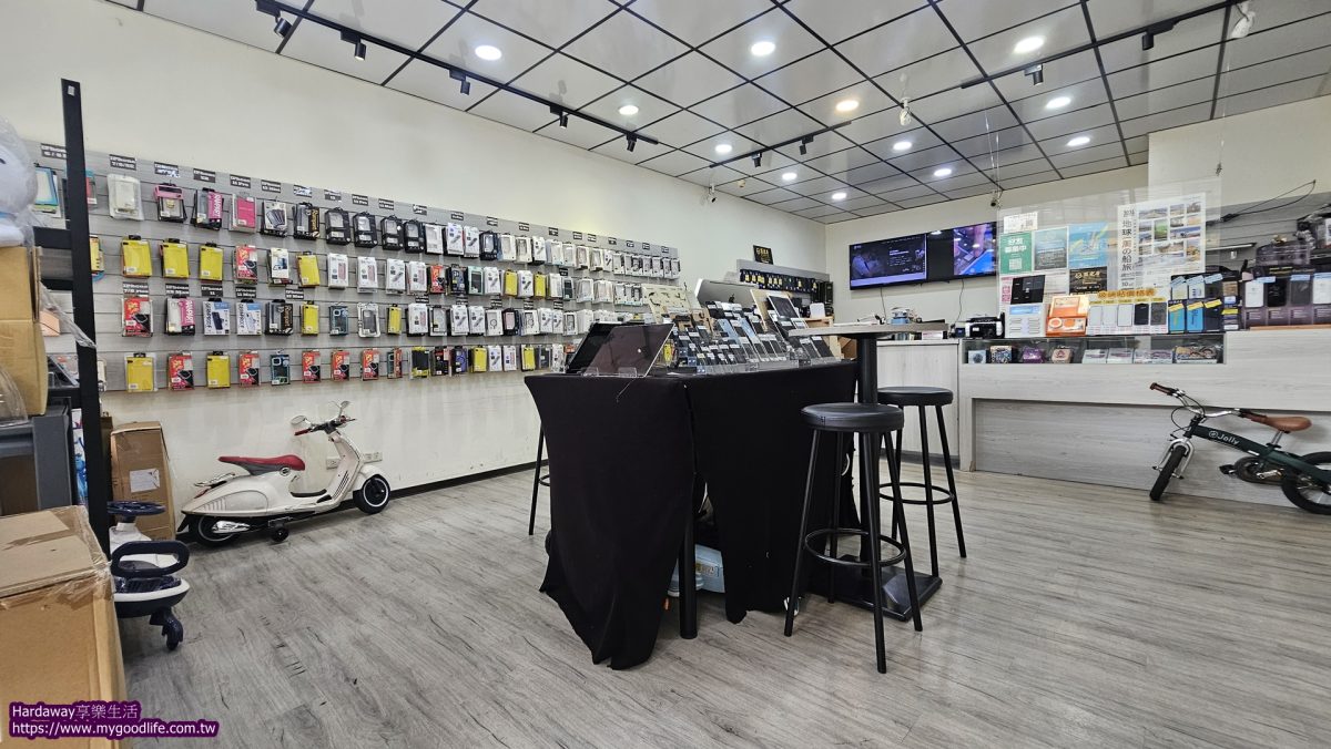 新北新莊i時代中港門市店內環境